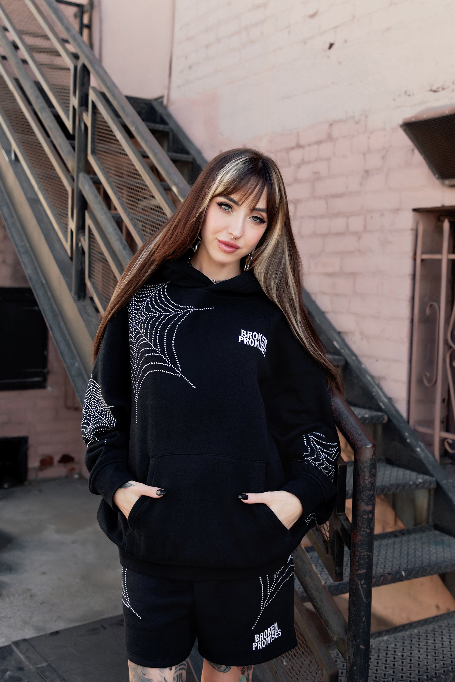 Stoned Web Hoodie Black
